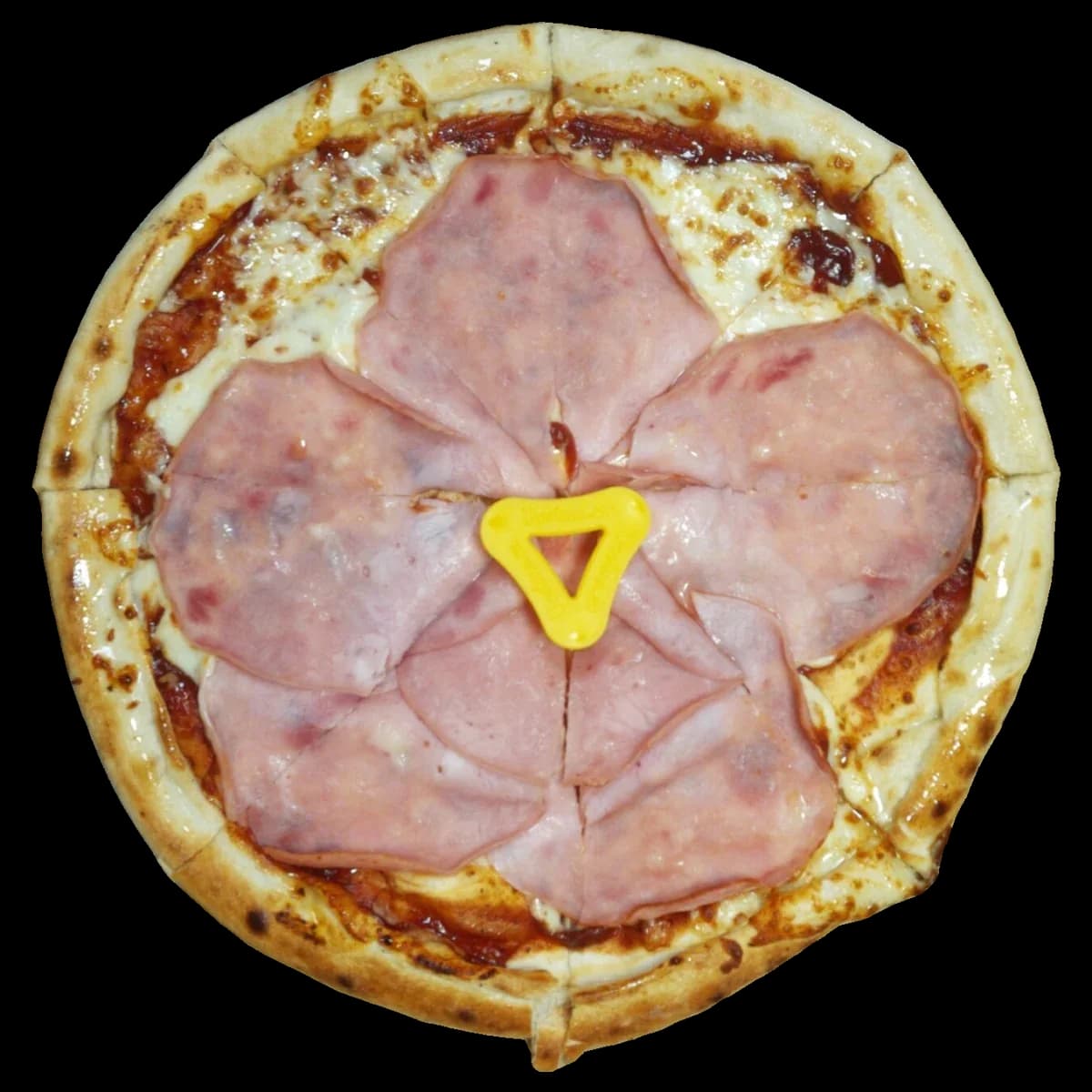 The same pizza isolated from its box